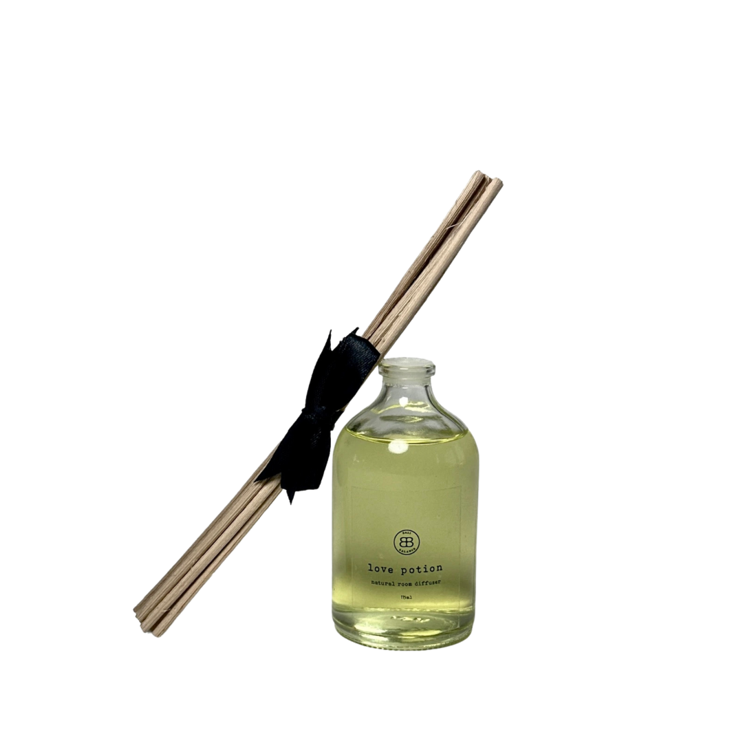 LOVE POTION NATURAL ROOM DIFFUSER