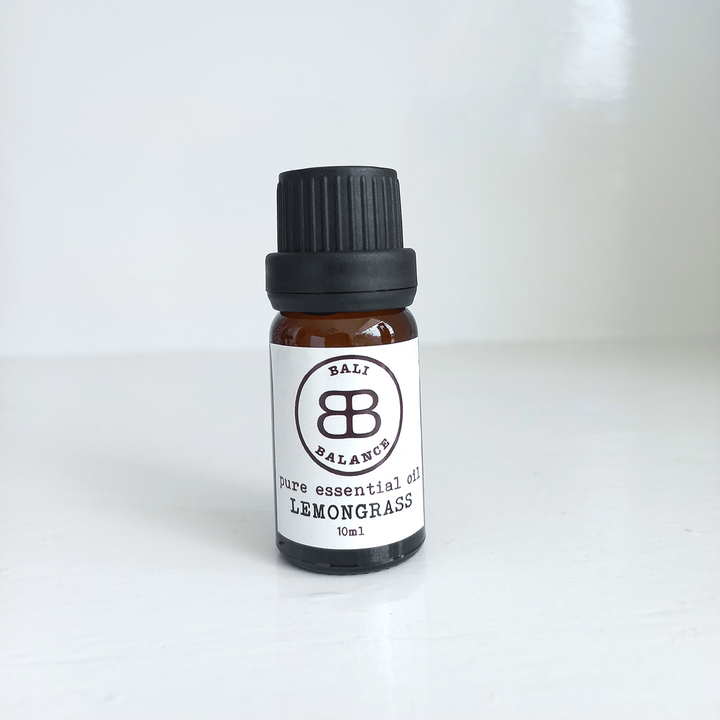 PURE ESSENTIAL OIL LEMONGRASS