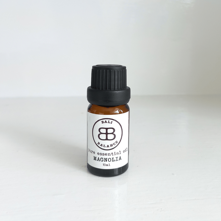 PURE ESSENTIAL OIL MAGNOLIA
